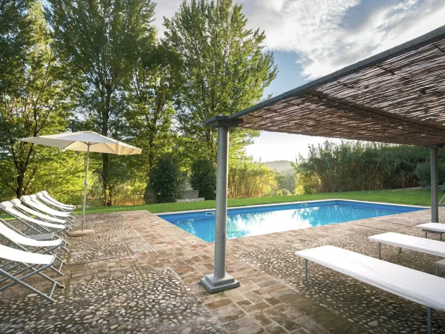 Villa in Rome With Pool & Stunning Views