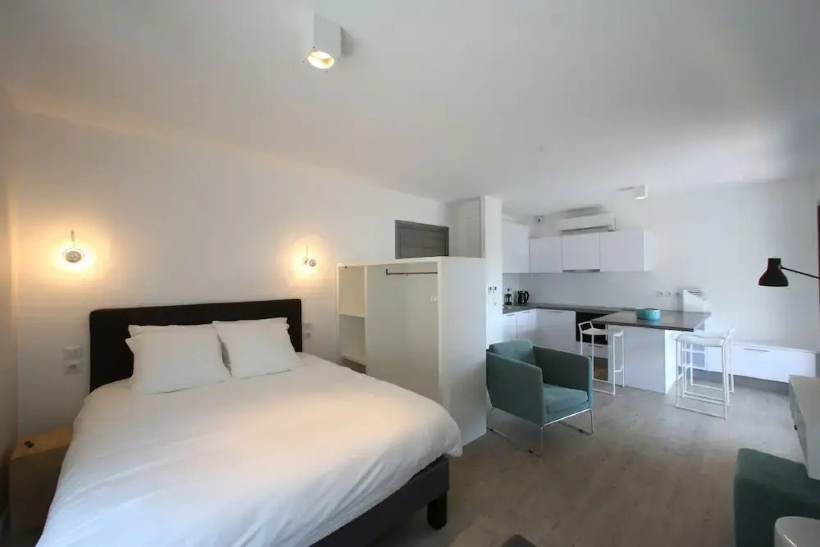 Côte Ouest AppartHotel