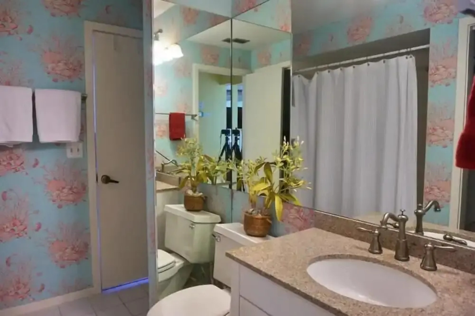 KEN407 5 Bedroom Holiday Home by Marco Naples Vacation Homes