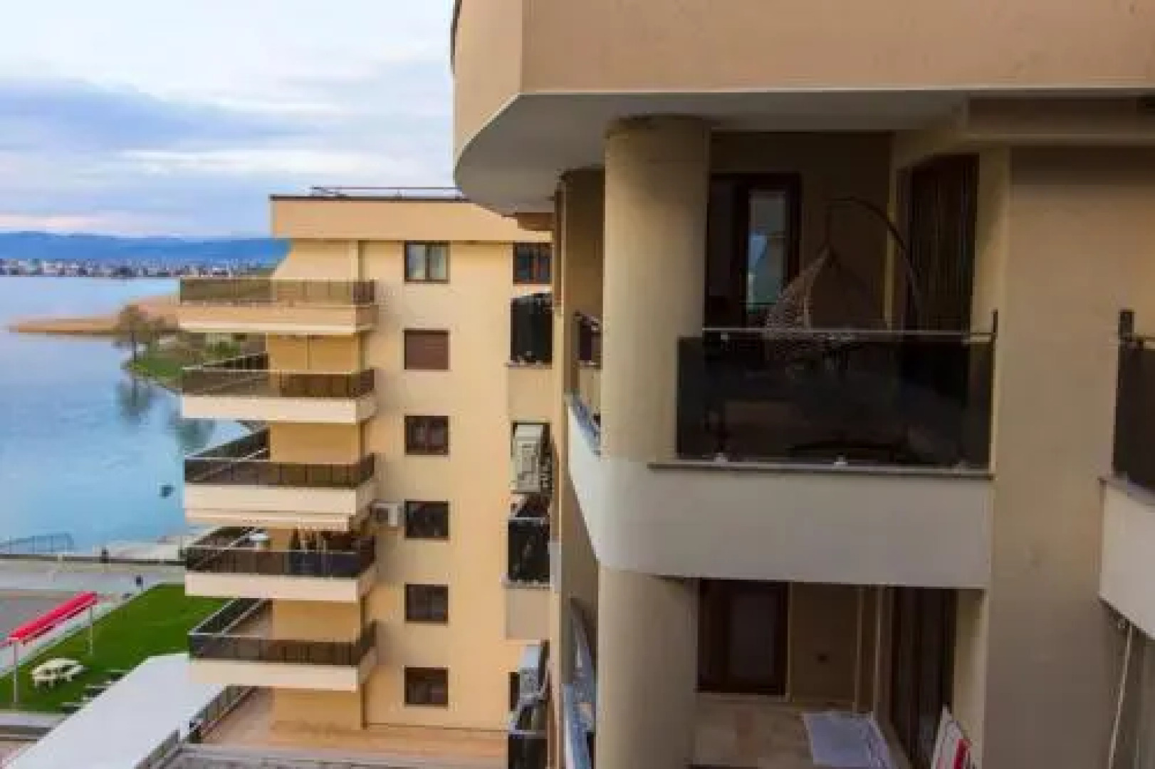 Park Diamond Apartments