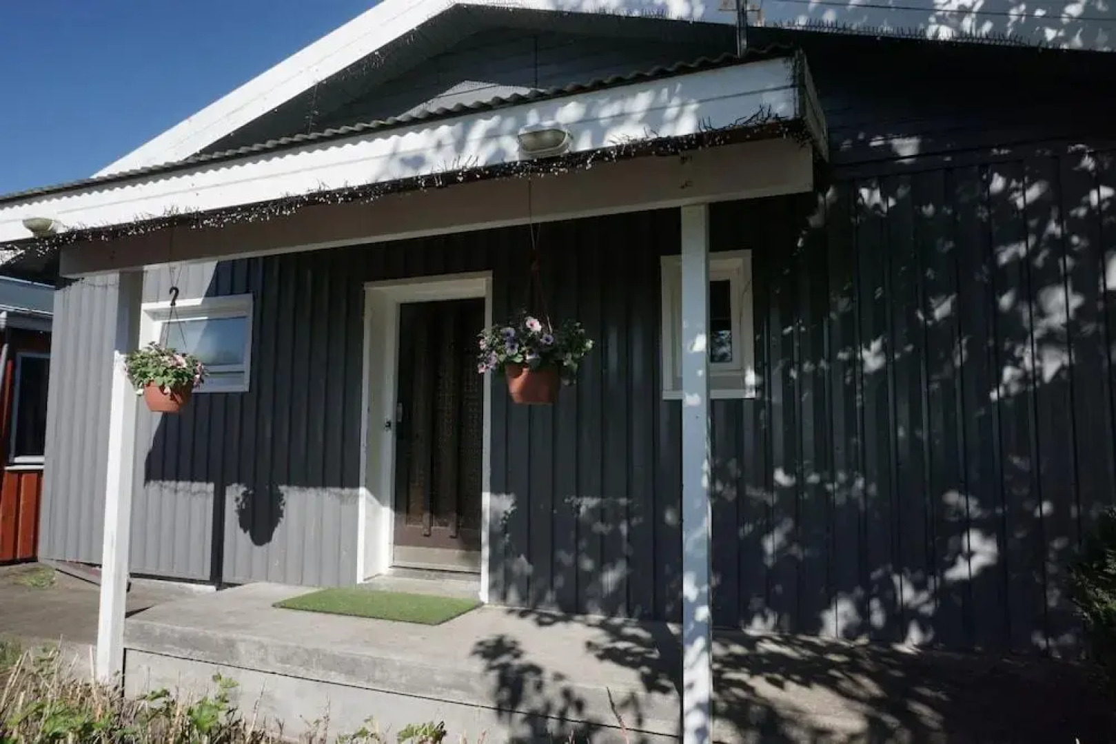 Hlíðarból Apartments