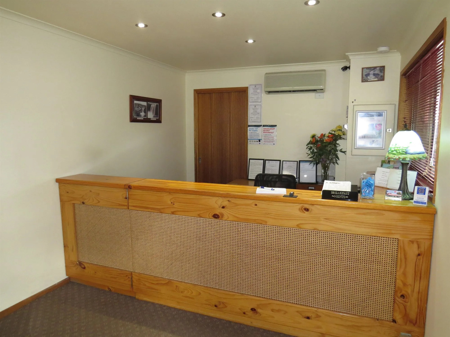 AAt 28 Goldsmith Motel