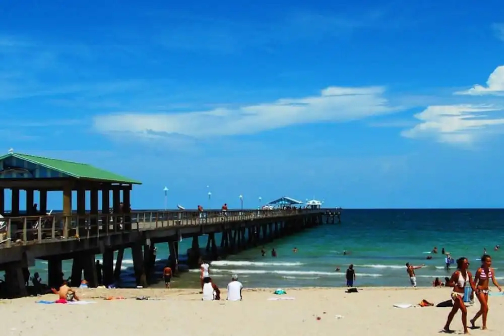 Poinciana w-Hot Tub-Walk to the beach