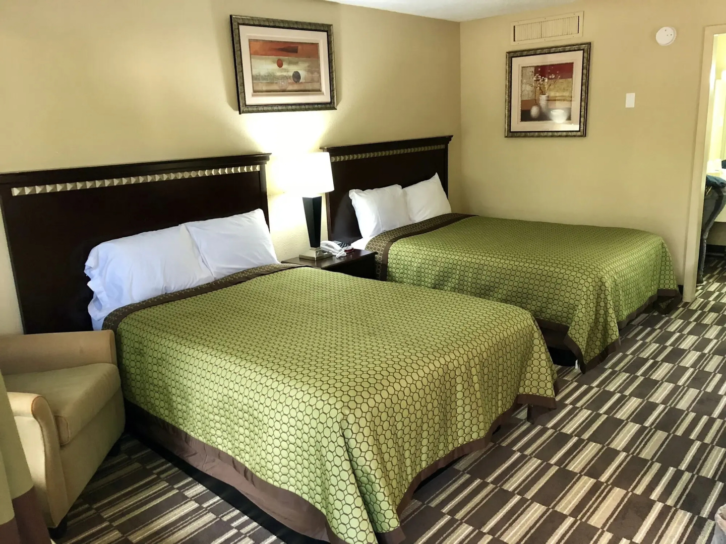 Travel Inn Bristol near State St