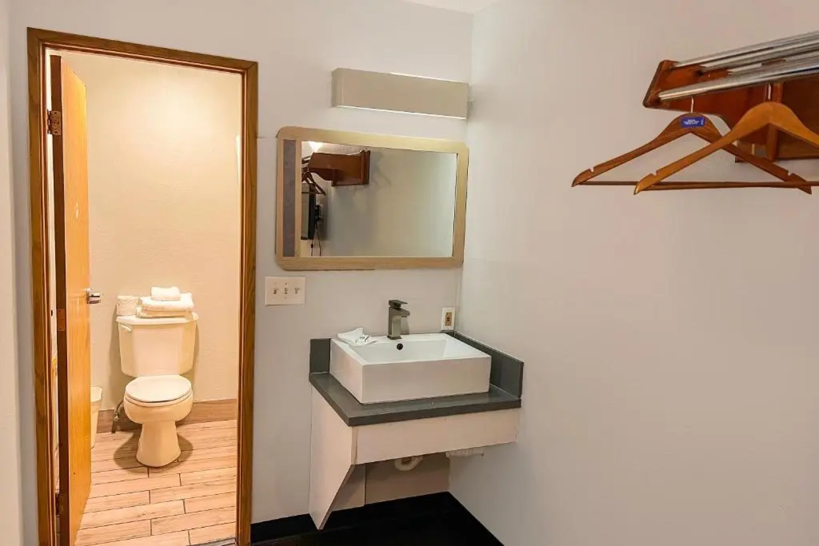 Budget Inn Gladstone By OYO - Portland/Clackamas