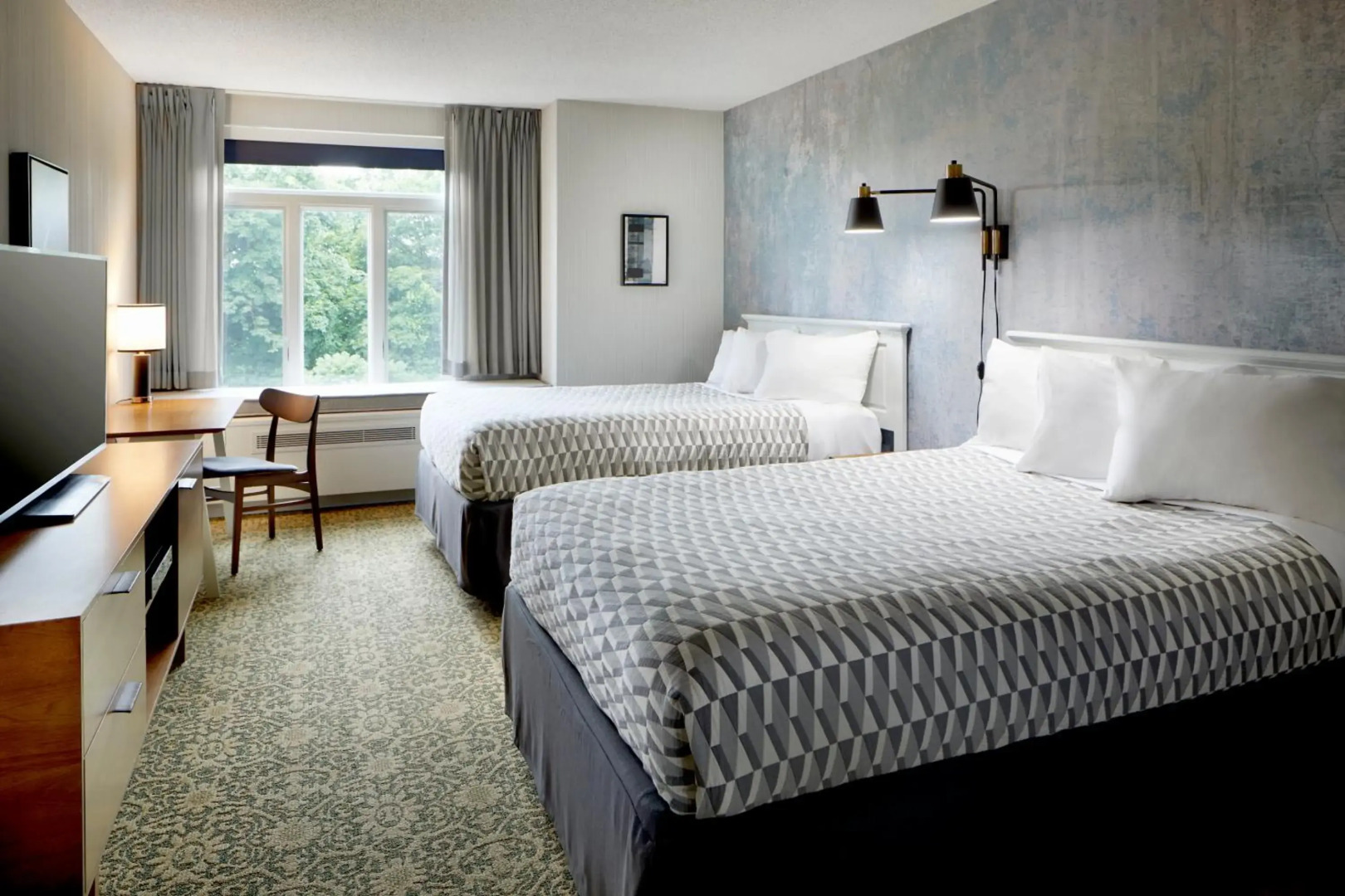 Tarrytown House Estate