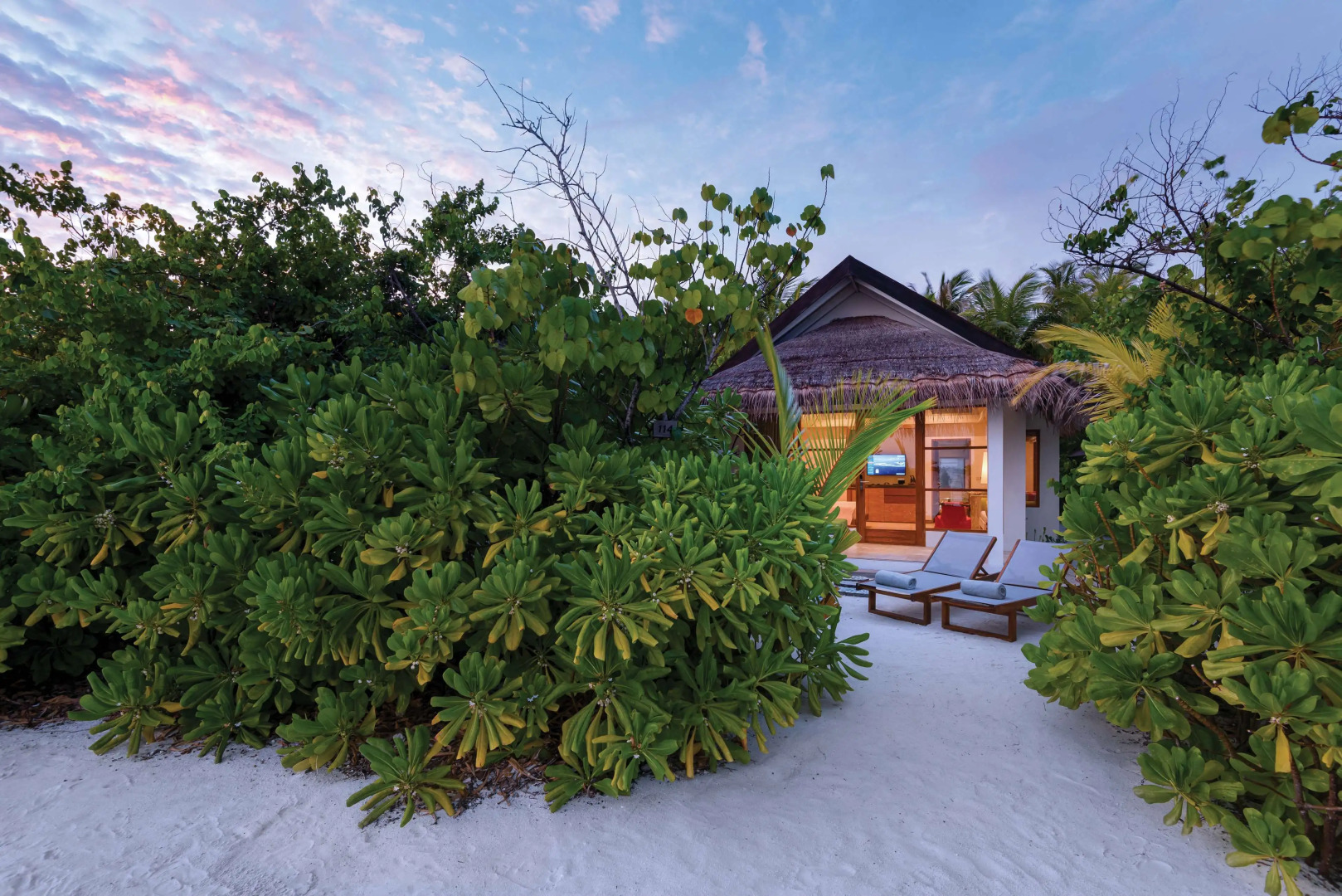 Отель Oblu Select Sangeli