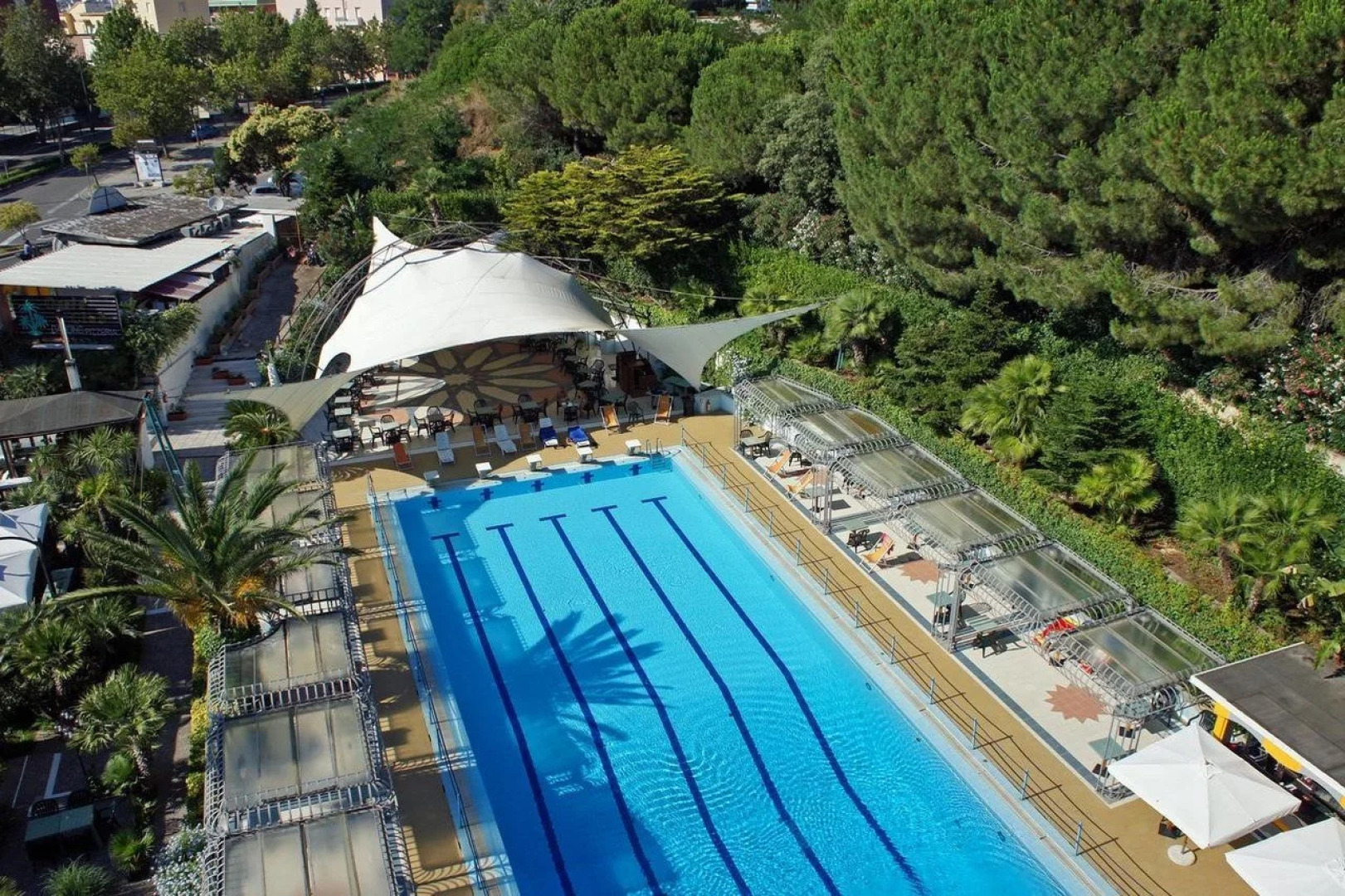 Отель Mirasole International