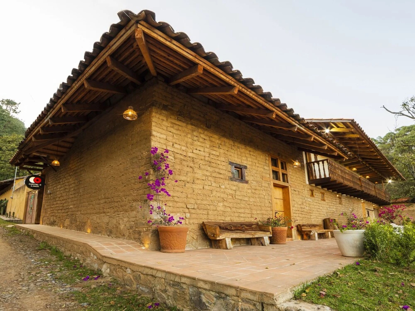 Capital O Cabañas El Rincón