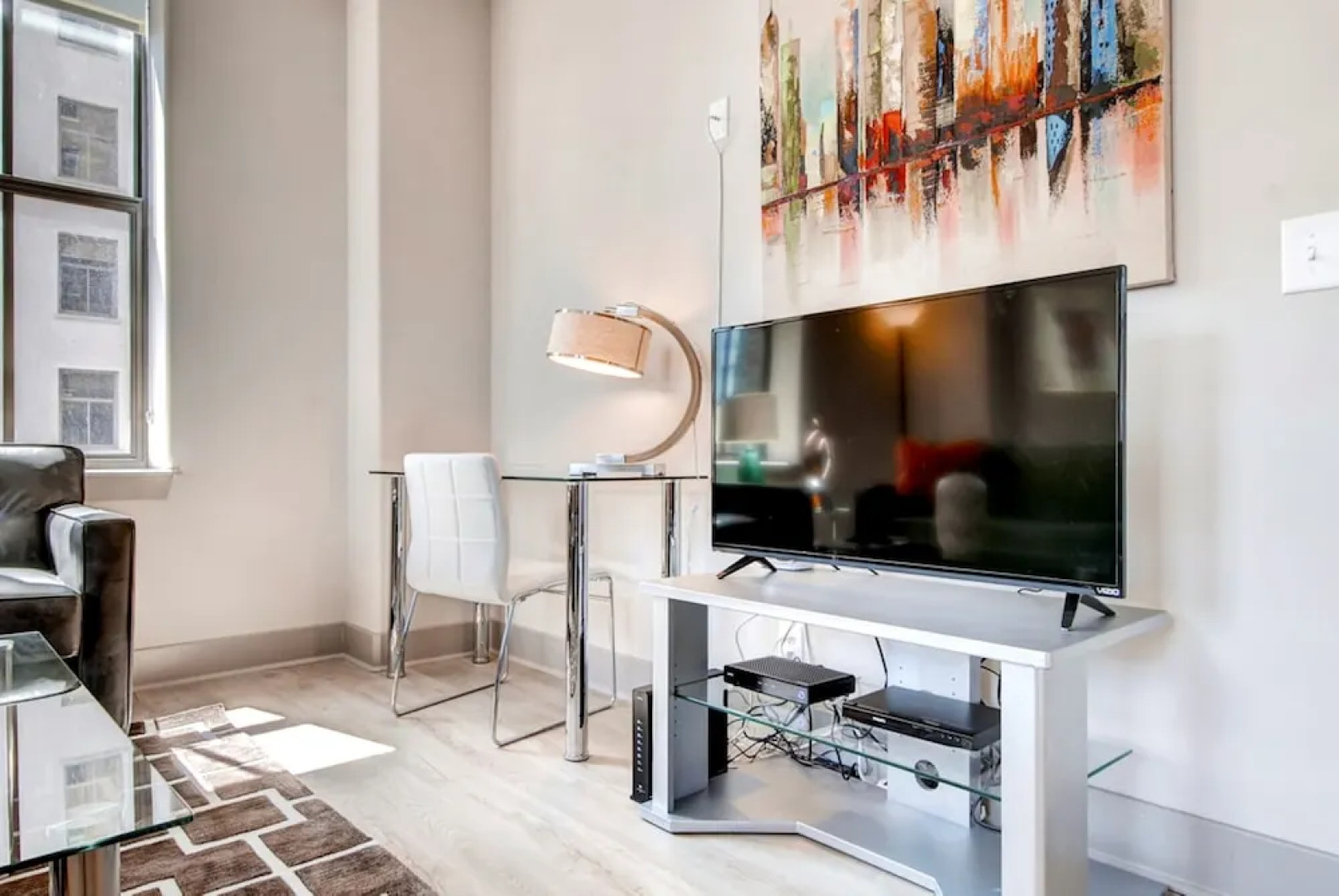 Global Luxury Suites at Light Street