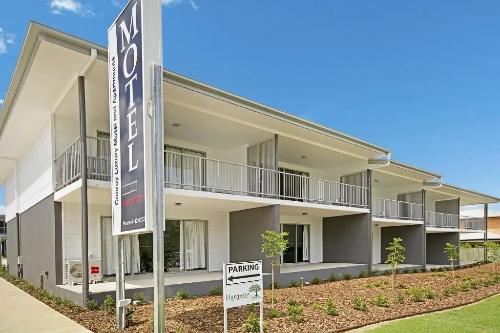Cooroy Luxury Motel Apartments