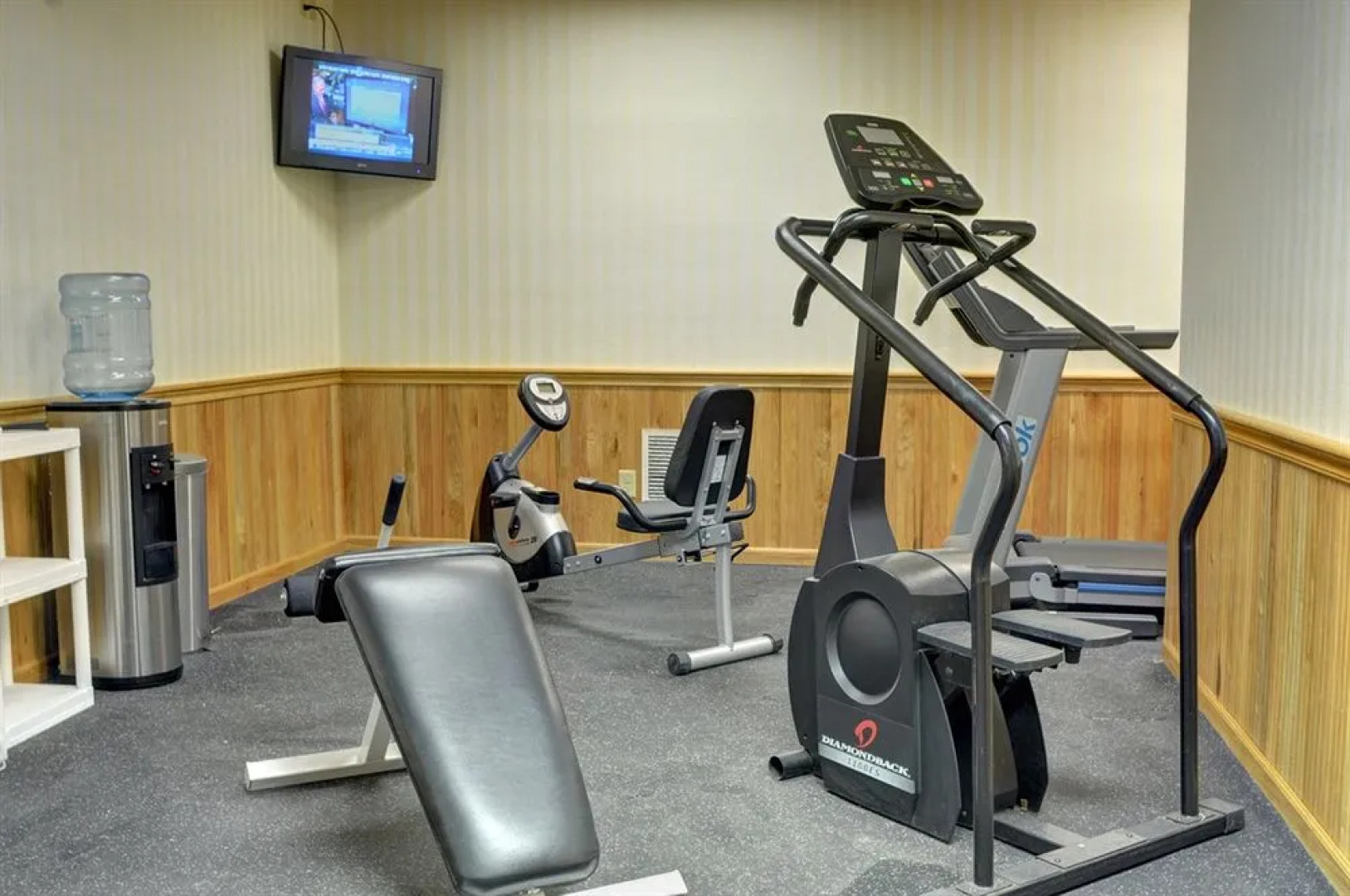 Hideaway Inn Mt.Sunapee