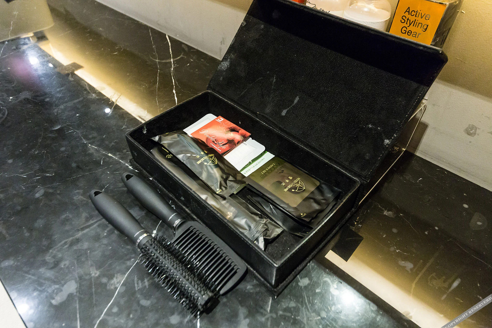 Guangming Cherbourg Hotel