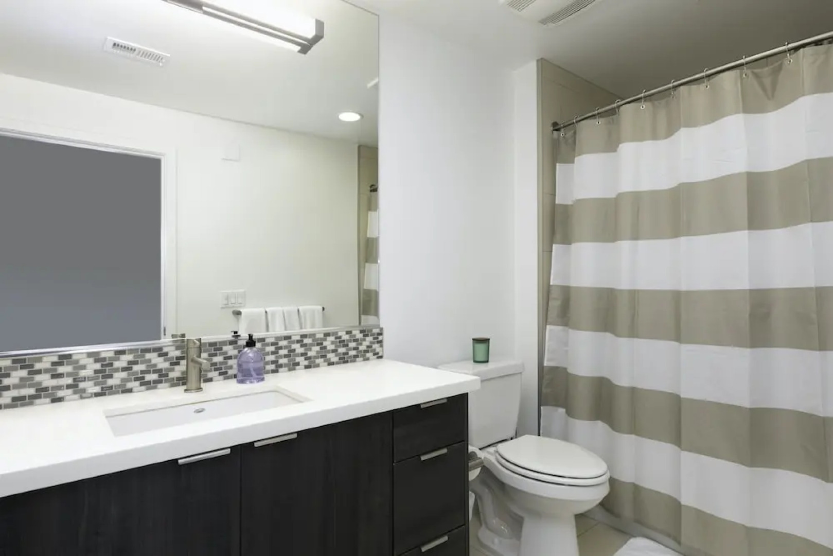 Kasa Orange County Apartments