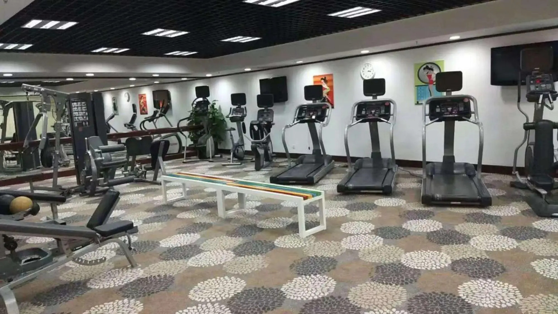 Kombo hotel apartment