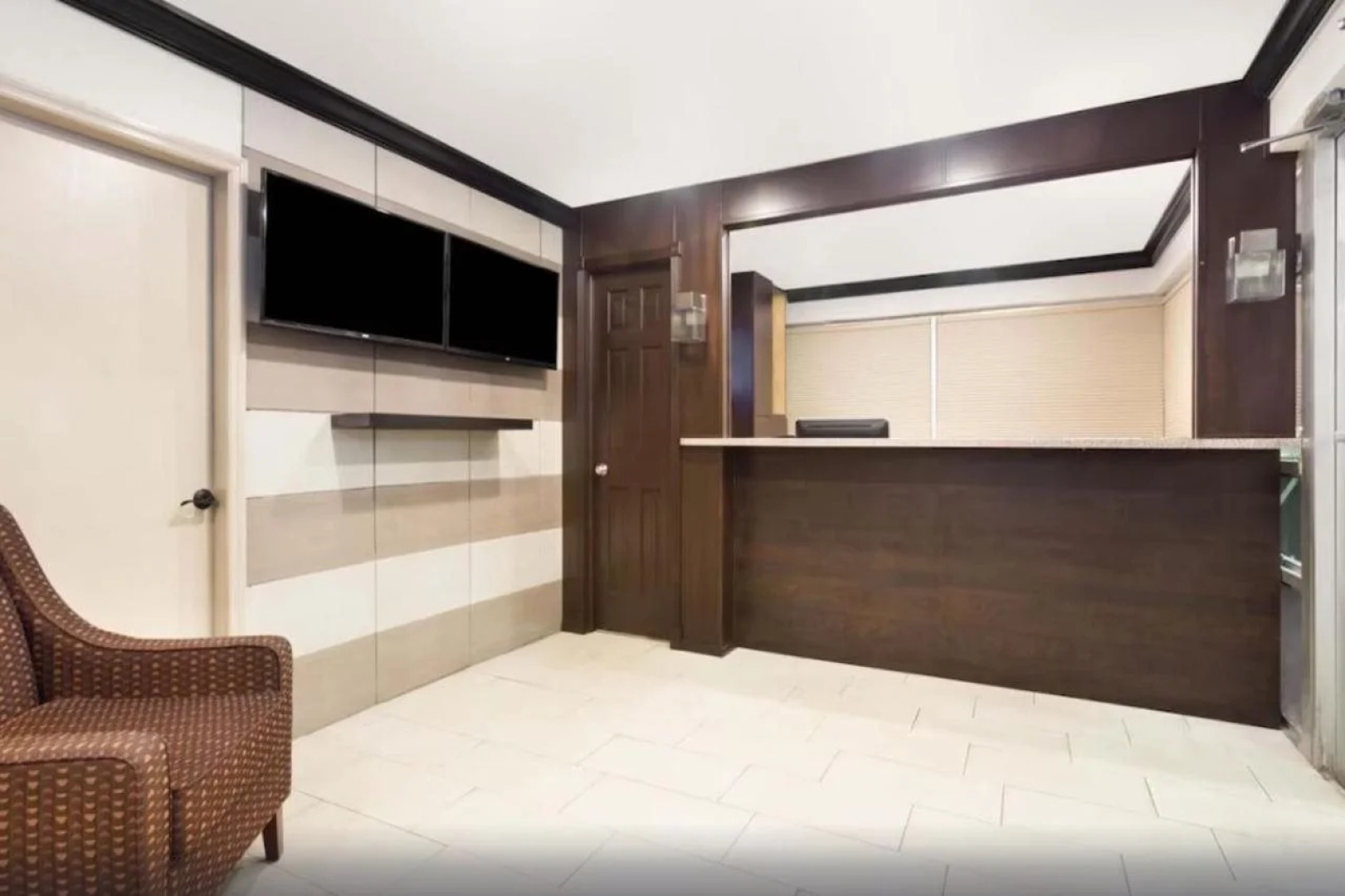 Econo Lodge Inn & Suites Florida City