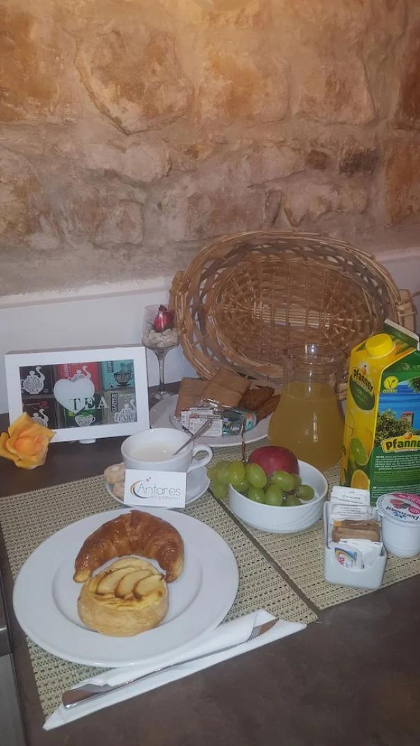 Отель Antares B&B