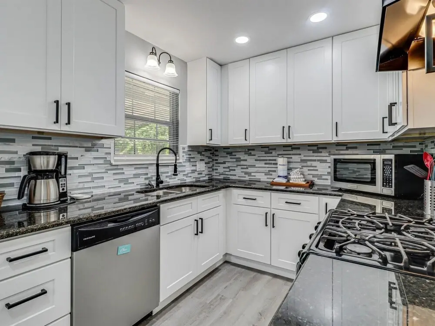 Just Beachy Ap164 4 Bedroom Home by RedAwning