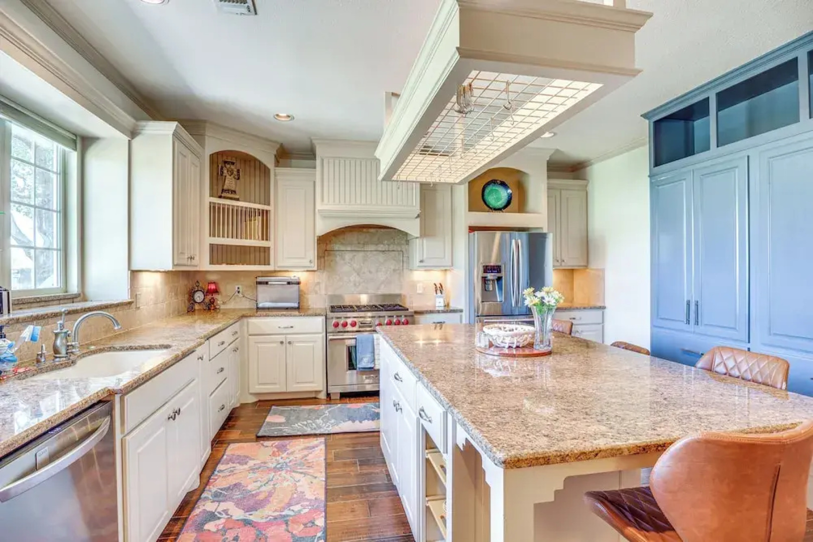 Private Hot Tub & Patio: Golf Retreat in Canyon!