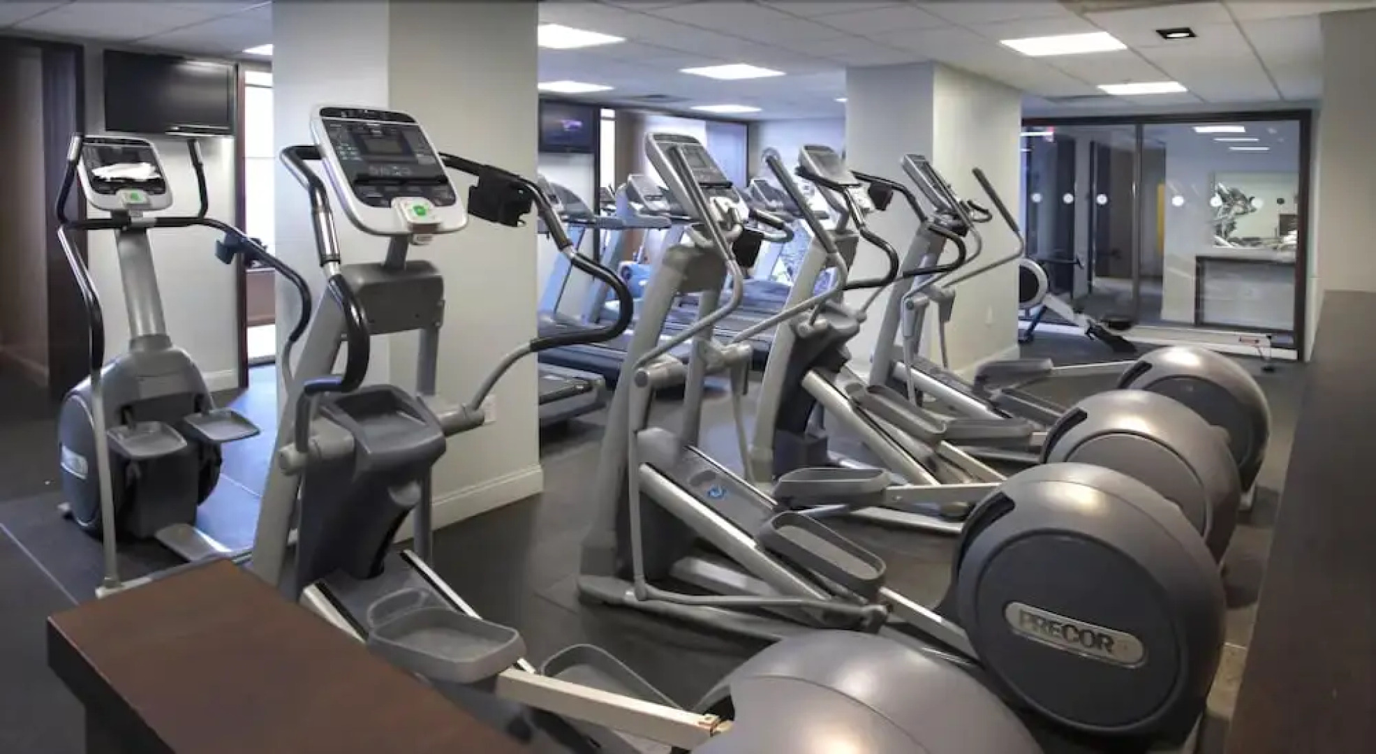 Furnished Quarters at Grove Pointe