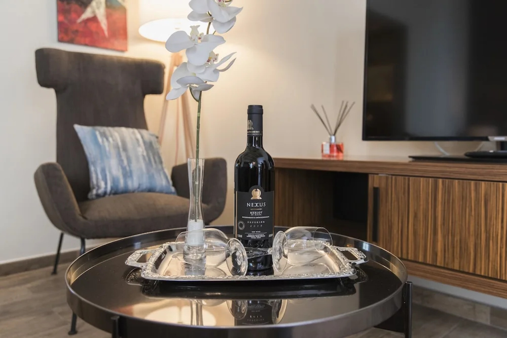 1926 Le Parisot Boutique Suites