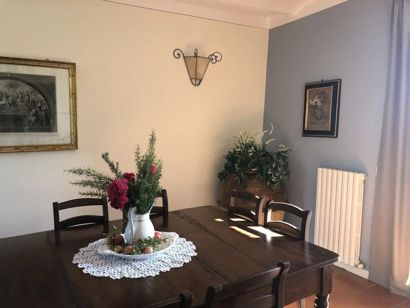 6 Bedrooms Umbrian farmhouse