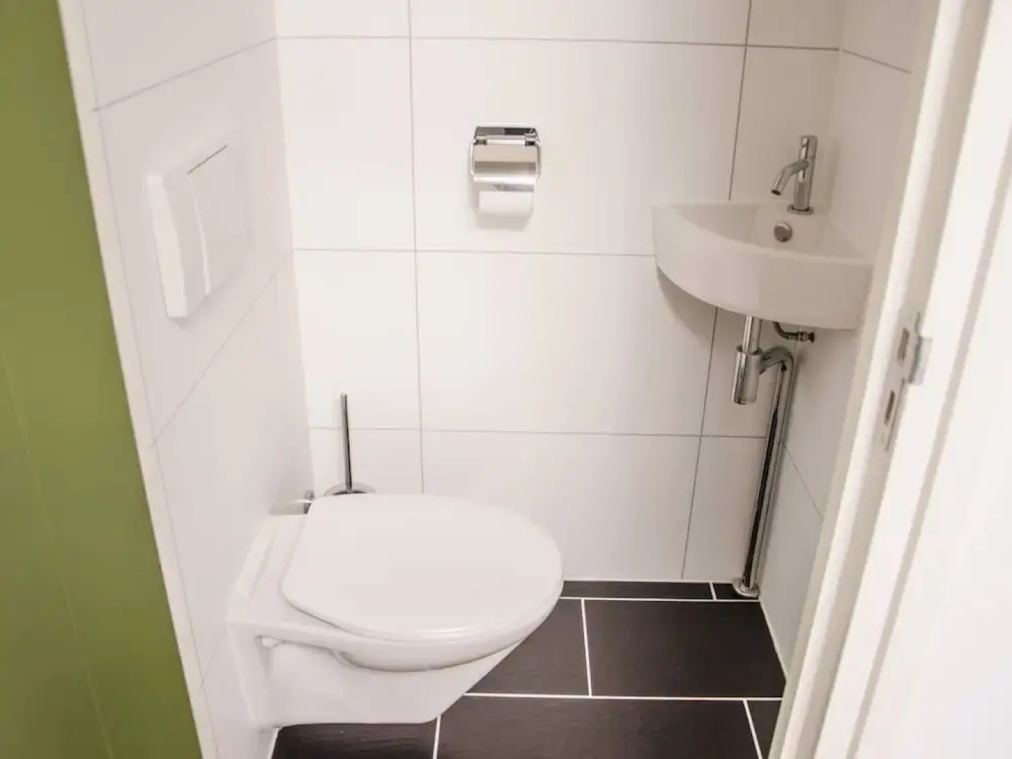 Beautiful House With Sandy Beach, Near Giethoorn