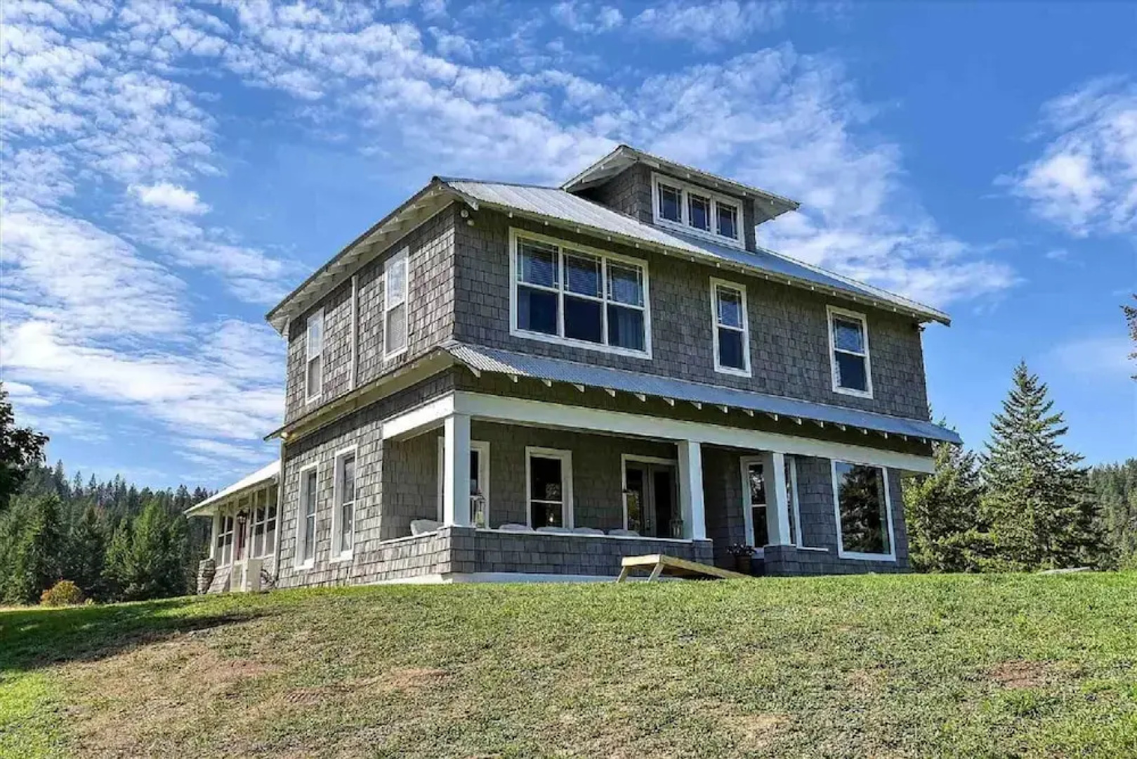 Scenic Loon Lake Adventure Retreat w/ Dock!