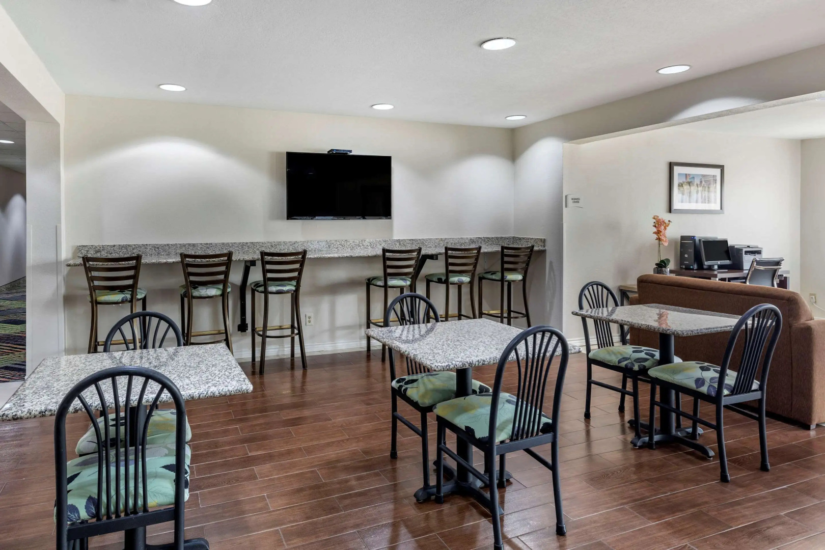 Quality Inn & Suites Longview I-20