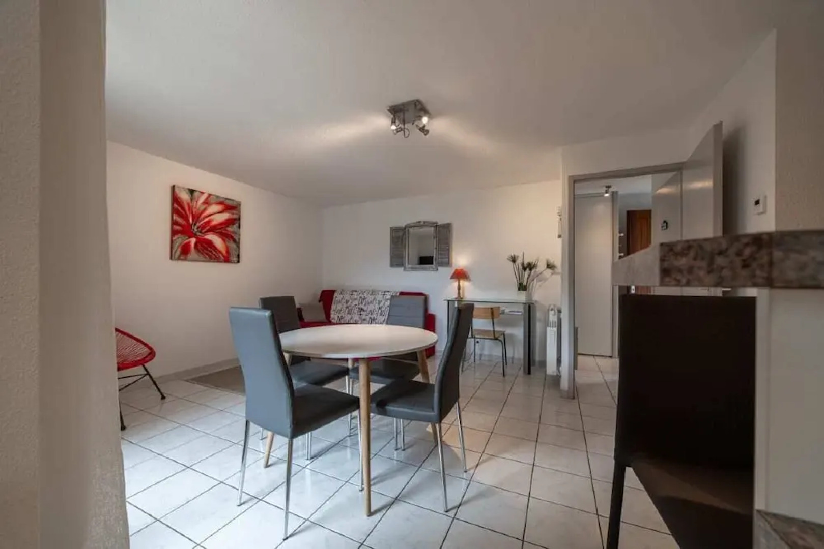 Diane Private apartment