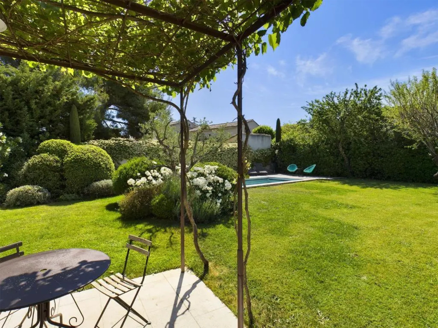 Maison Eygalières, 5 pièces, 6 personnes - FR-1-599-16