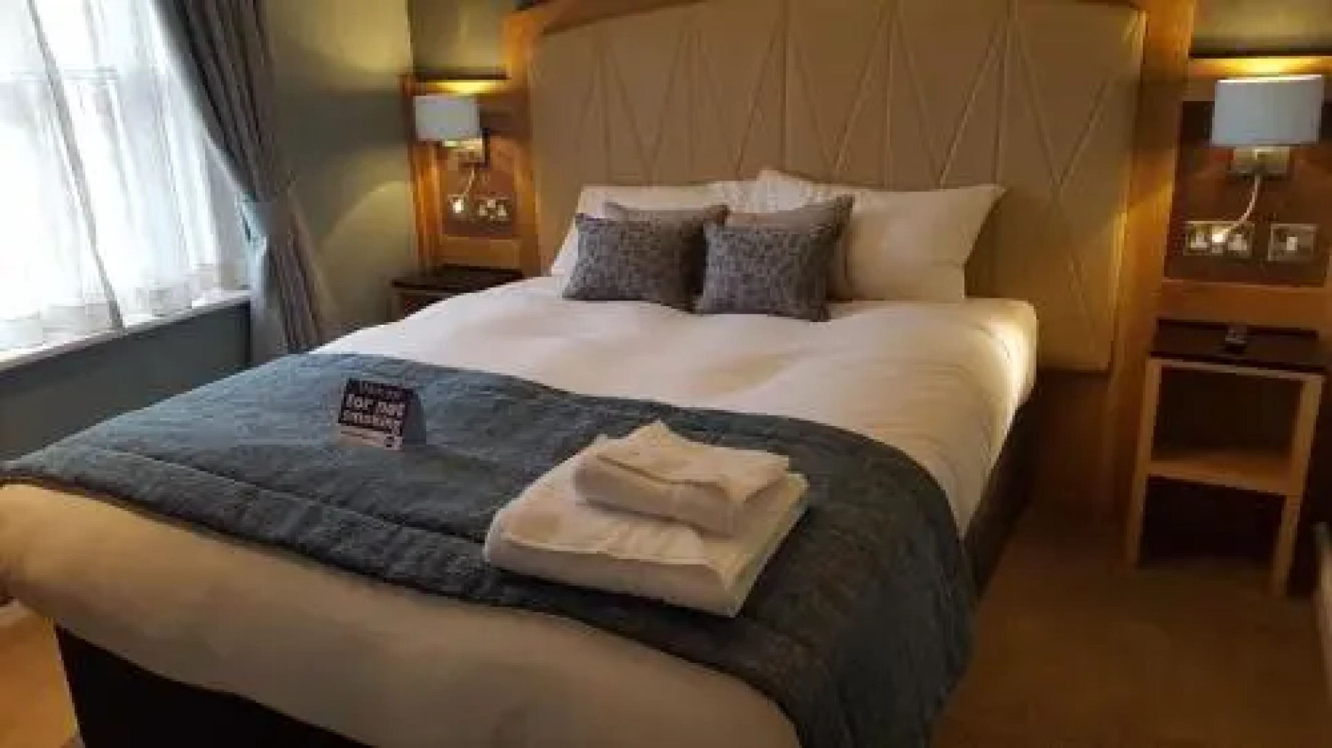 The Bull & Stirrup Hotel