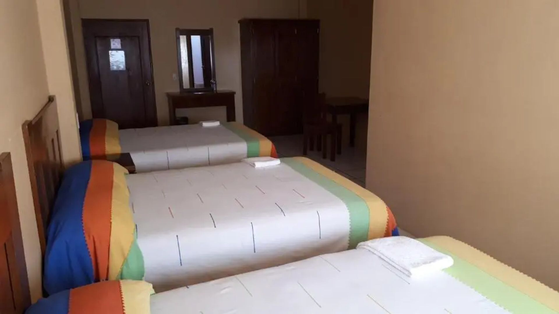 Hotel Alebrijes