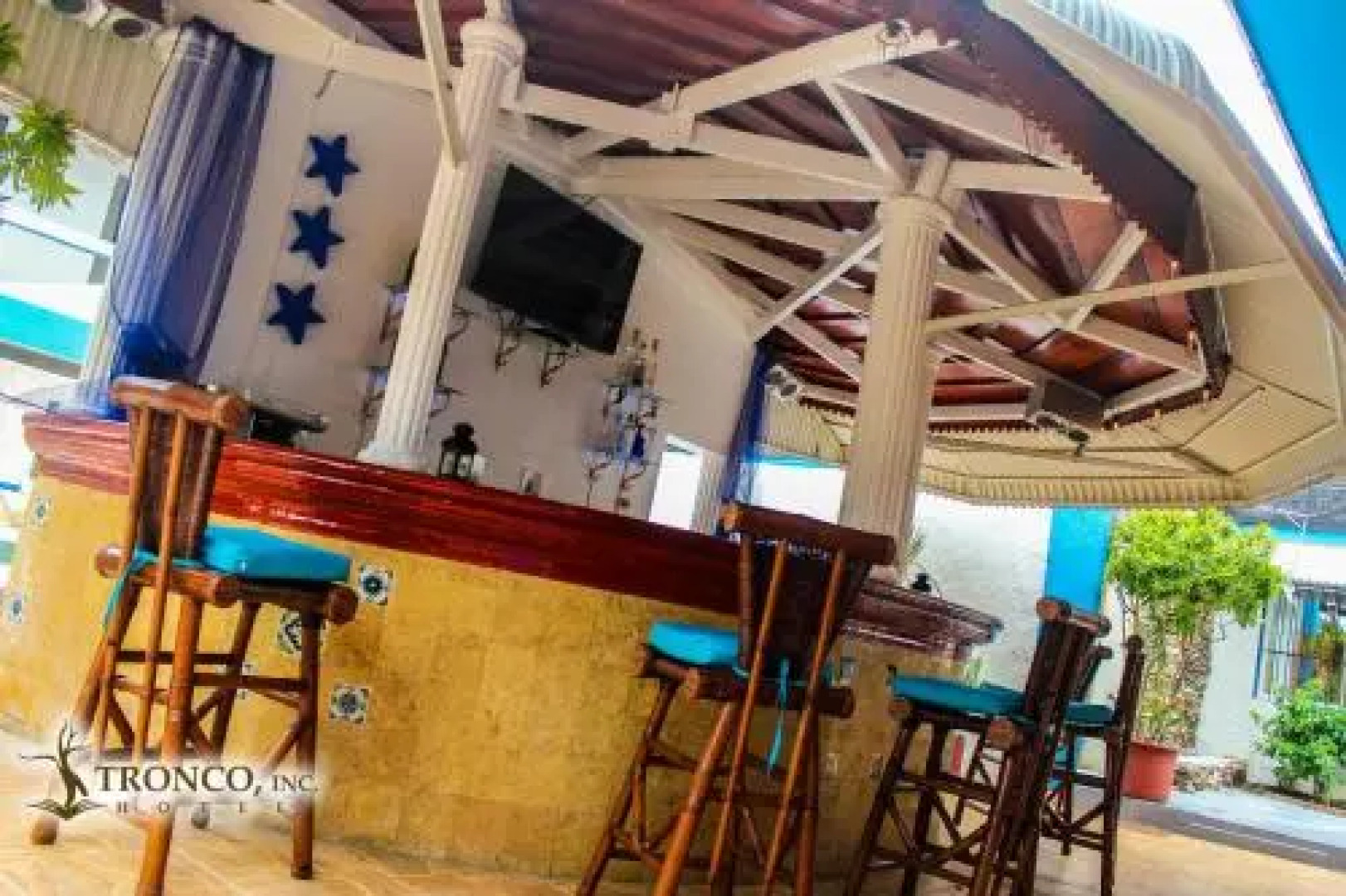 Hotel Tronco Inc