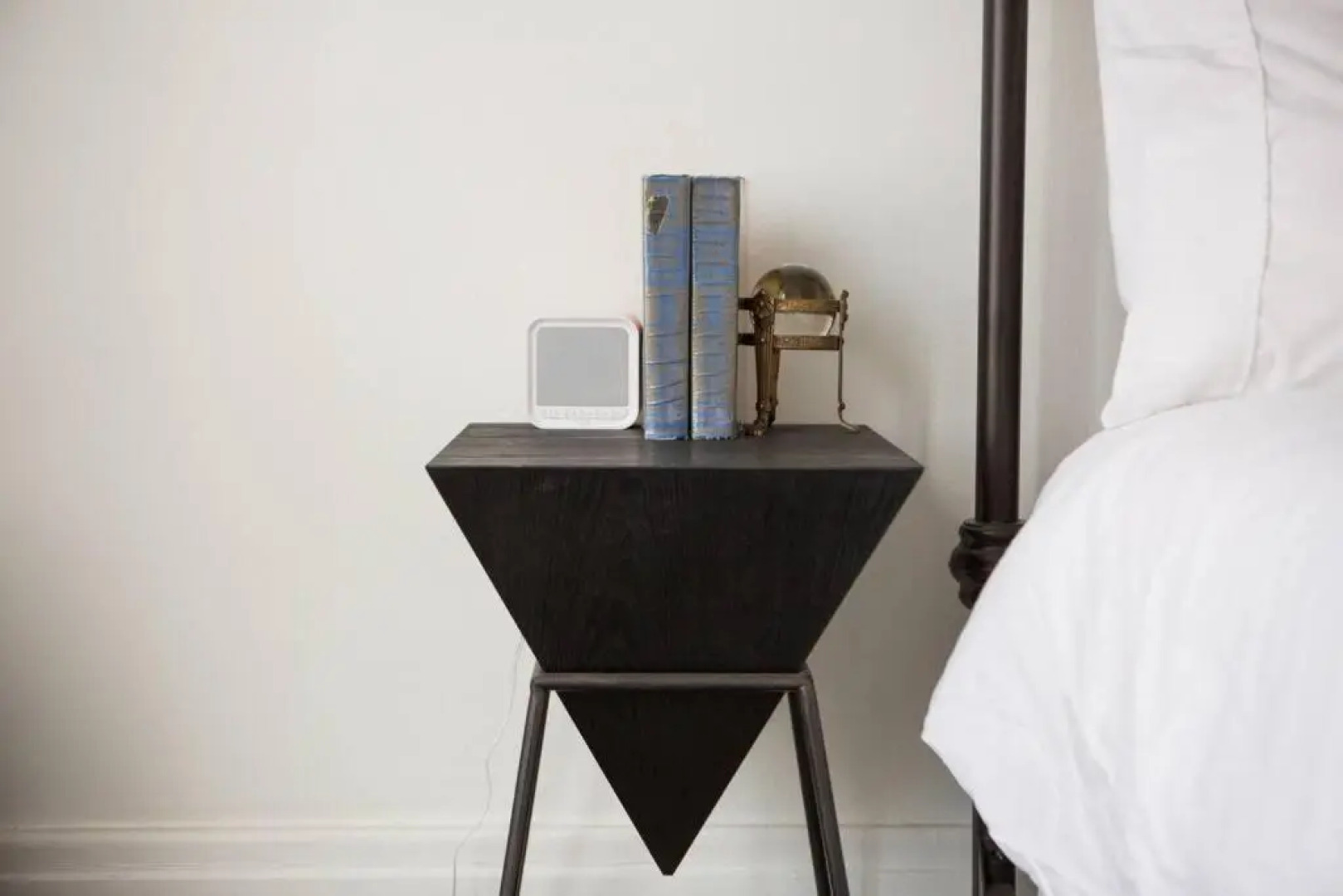 Object Hotel 1BR Shared Bath Room 2D