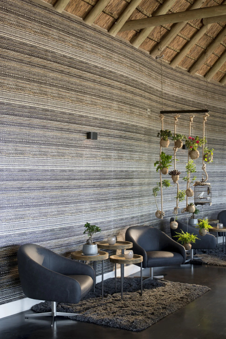 Mhondoro Safari Lodge & Villa