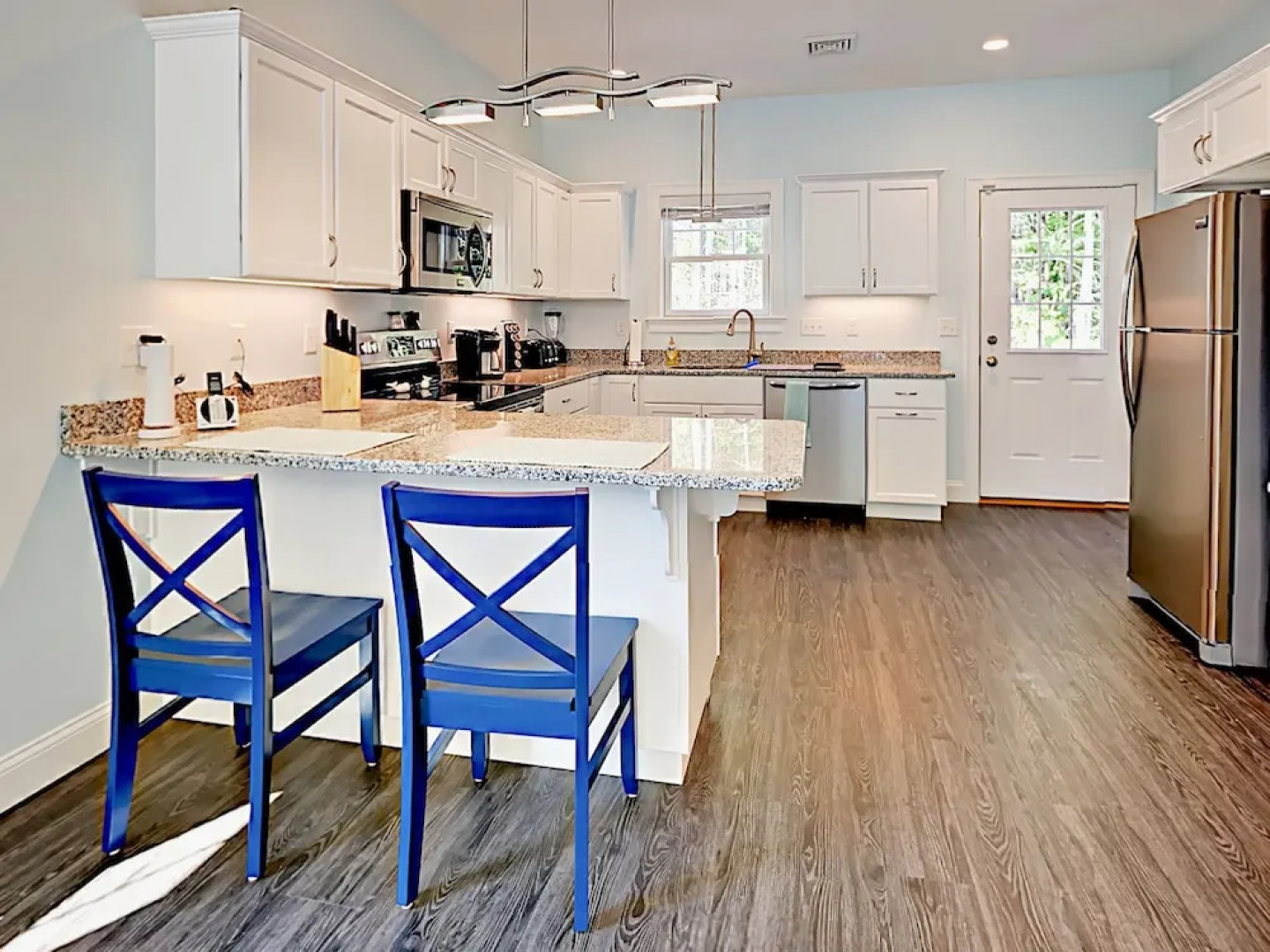 1976 Portland Road Cottage Unit 3 Porpus Place 2 Bedrooms 2 Bathrooms