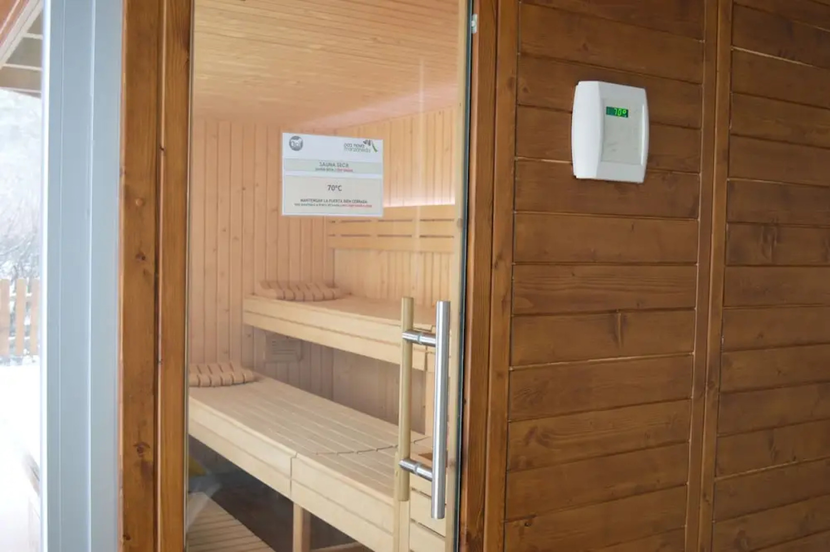 Oca Manzaneda Estación de Montaña