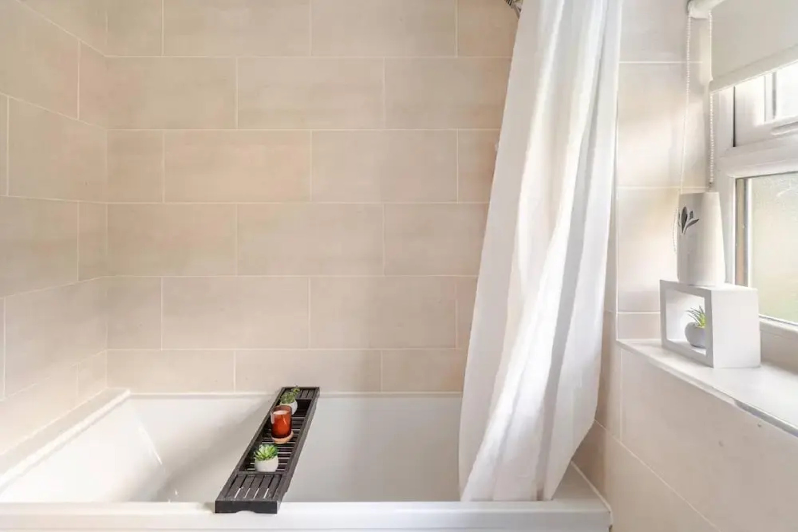 Charming Haven House Right Next To Moss Bank Park