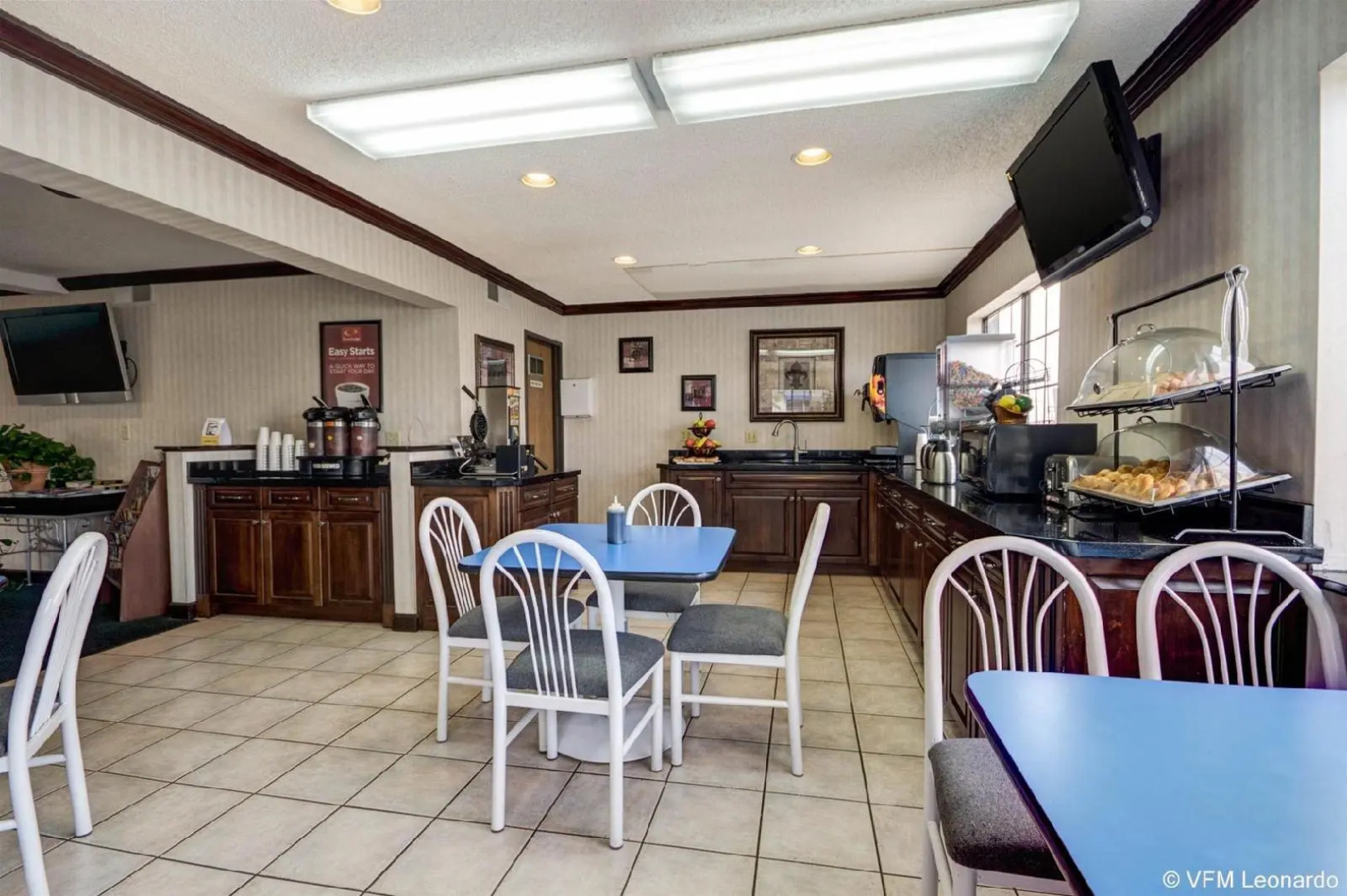 Econo Lodge Inn & Suites El Paso West