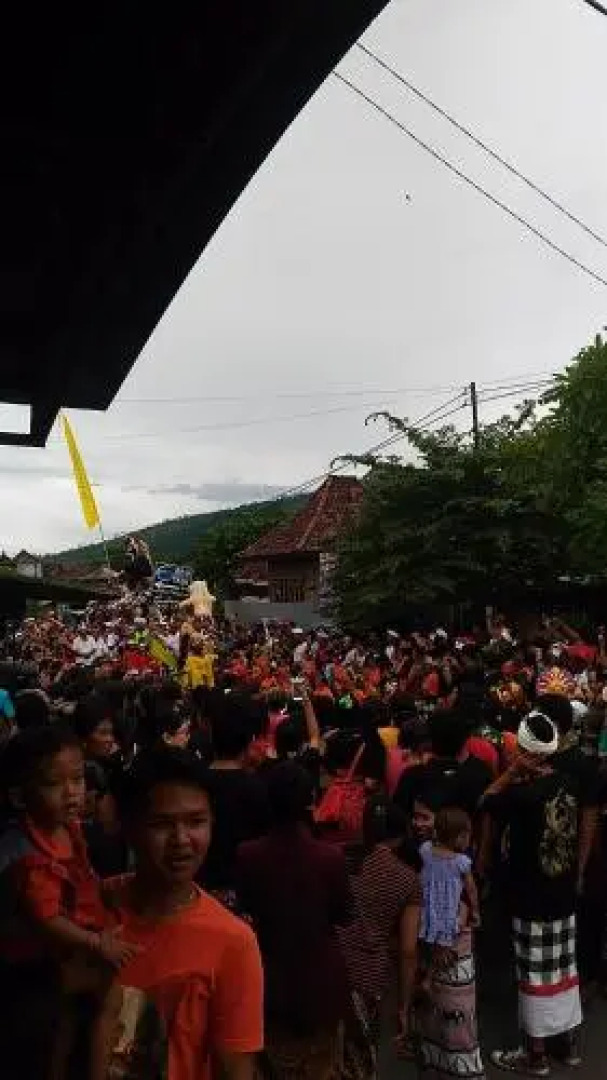 Warung Santa Fe and Bungalows