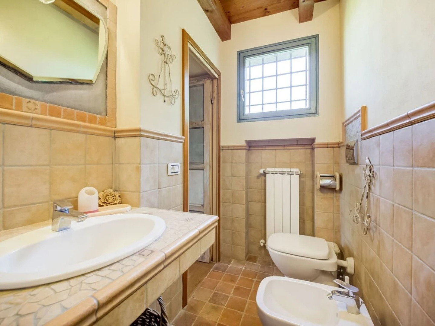 Cozy Holiday Home in Tuscany Italy with Farm view