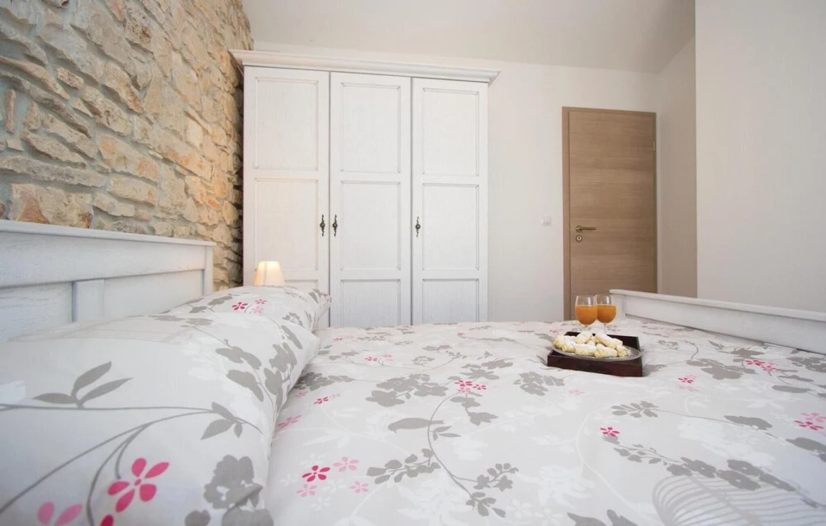 Stunning Home in Filipana With Wifi and 2 Bedrooms