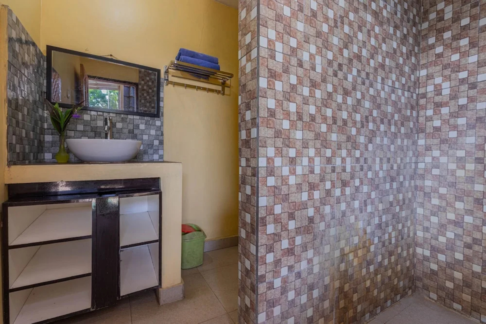 Kubu Selat Villa and Glamping