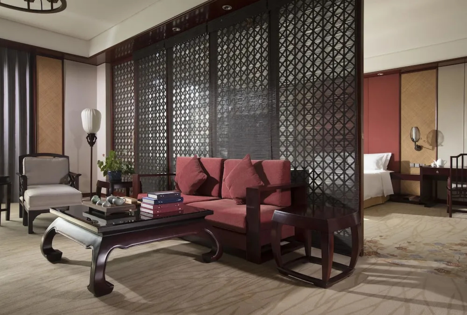 Ovation Seven-Cultivation Hotel