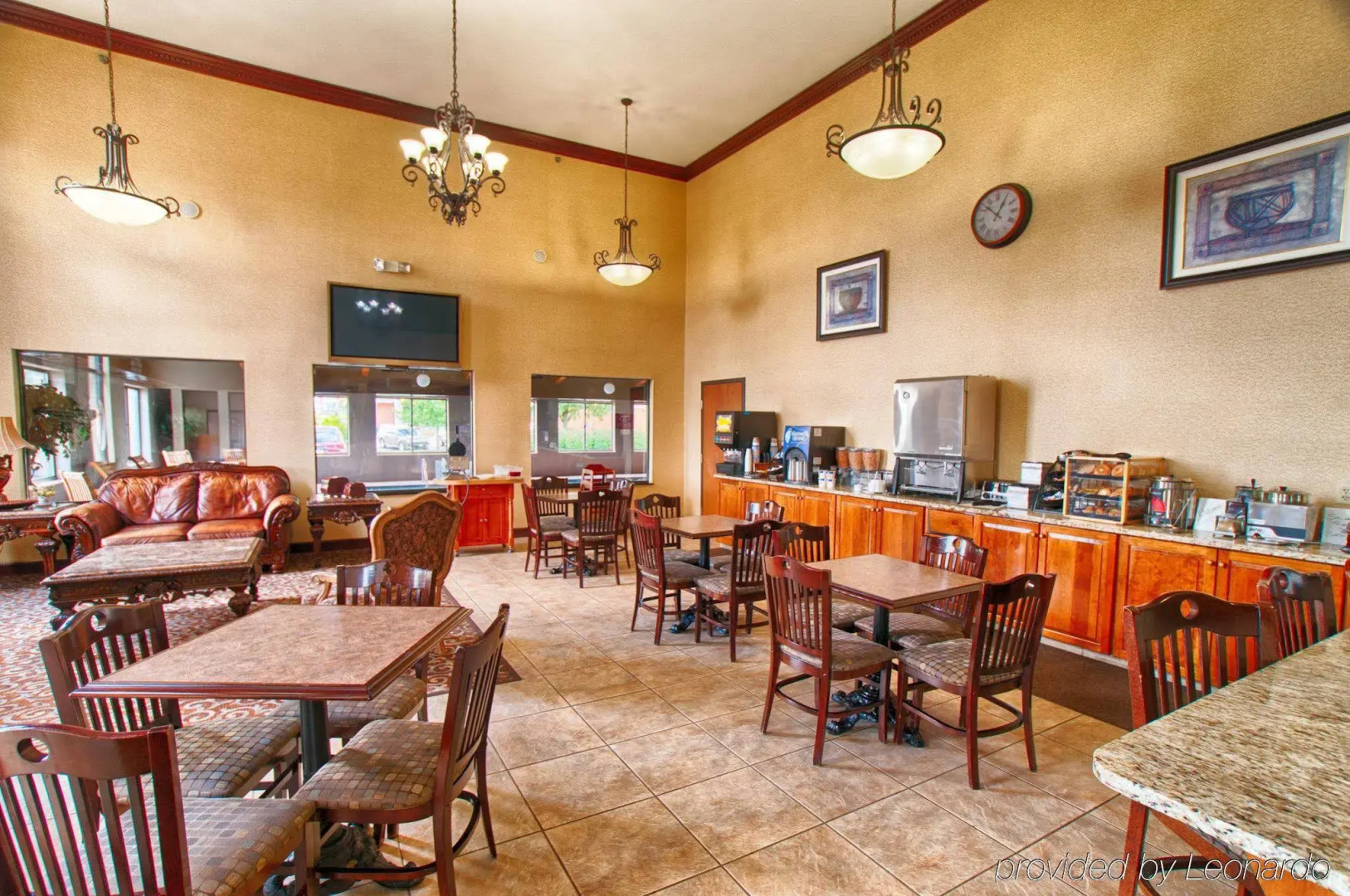 Best Western Plus North Canton Inn & Suites