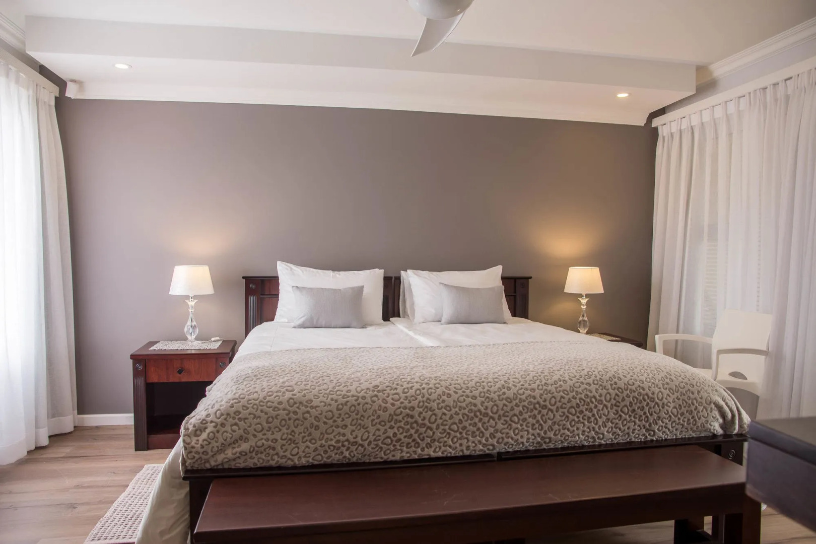 Sea Breeze Guesthouse