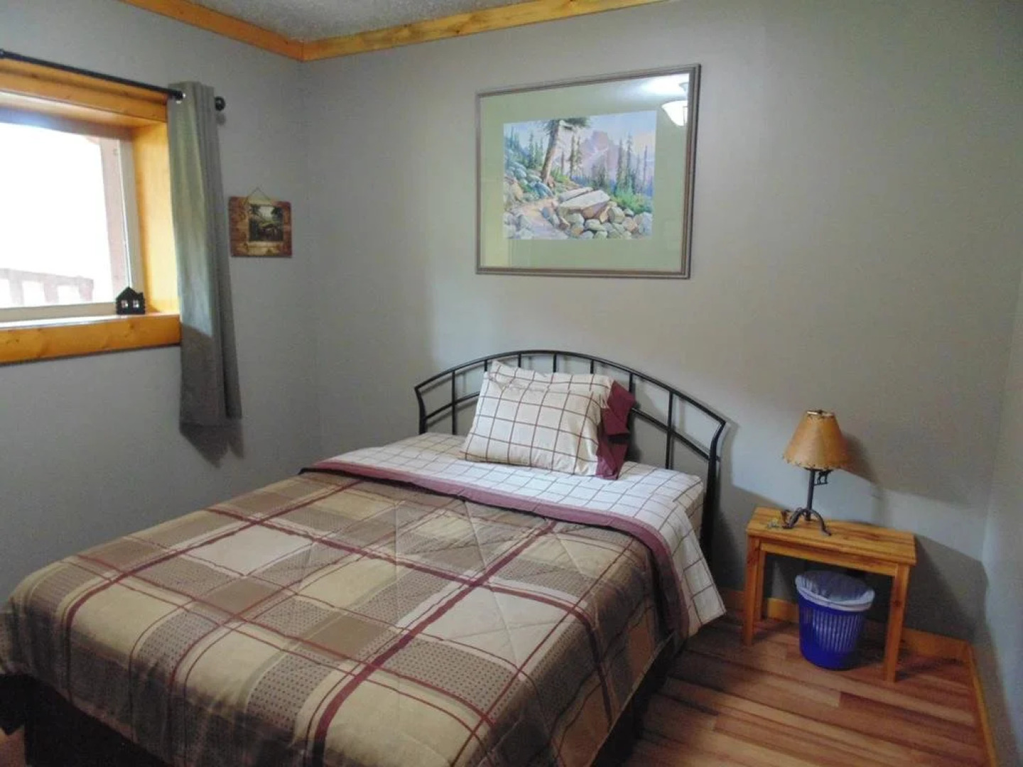 TimberWolf Lodge B&B