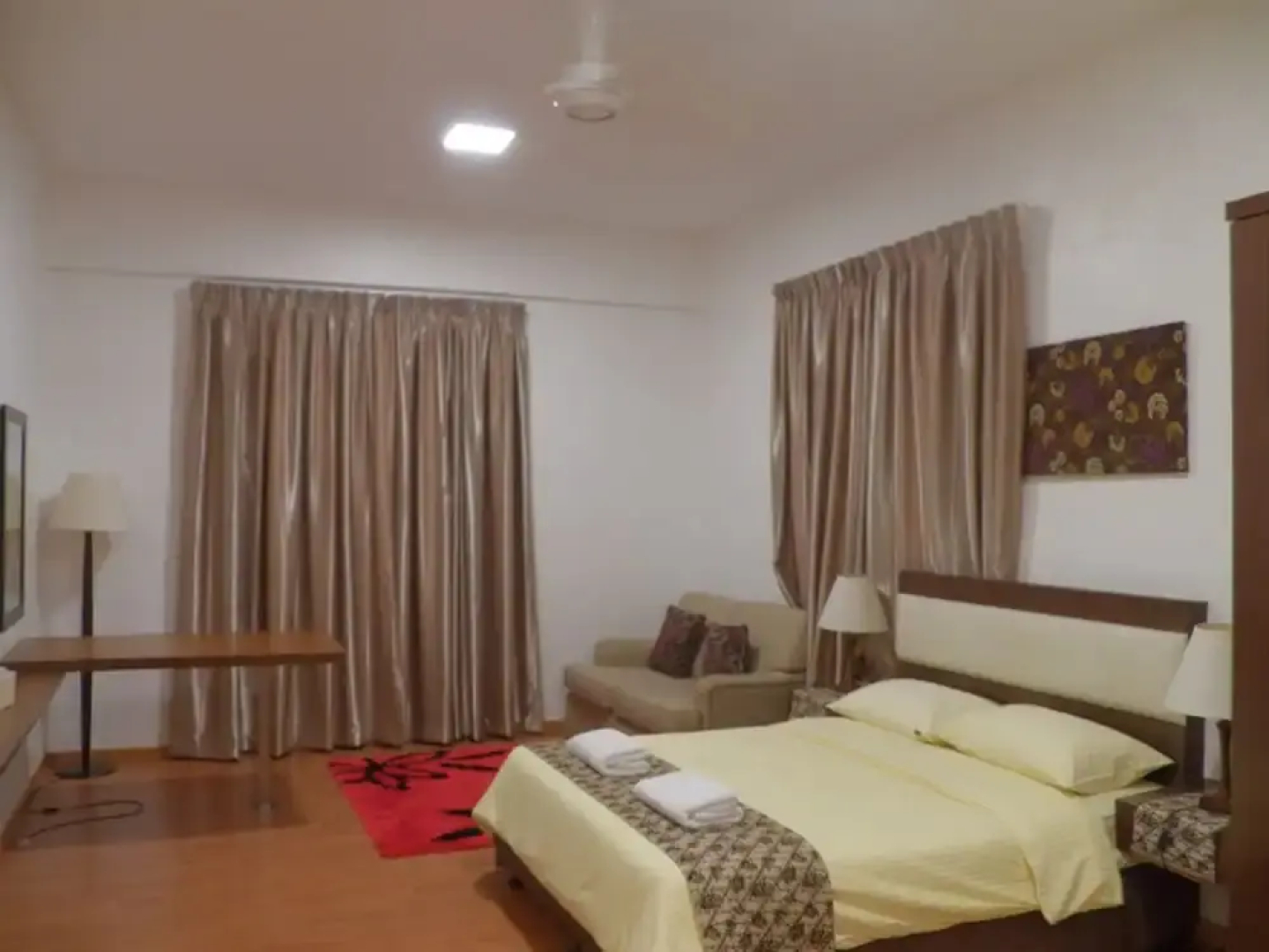 Maytower Apartment