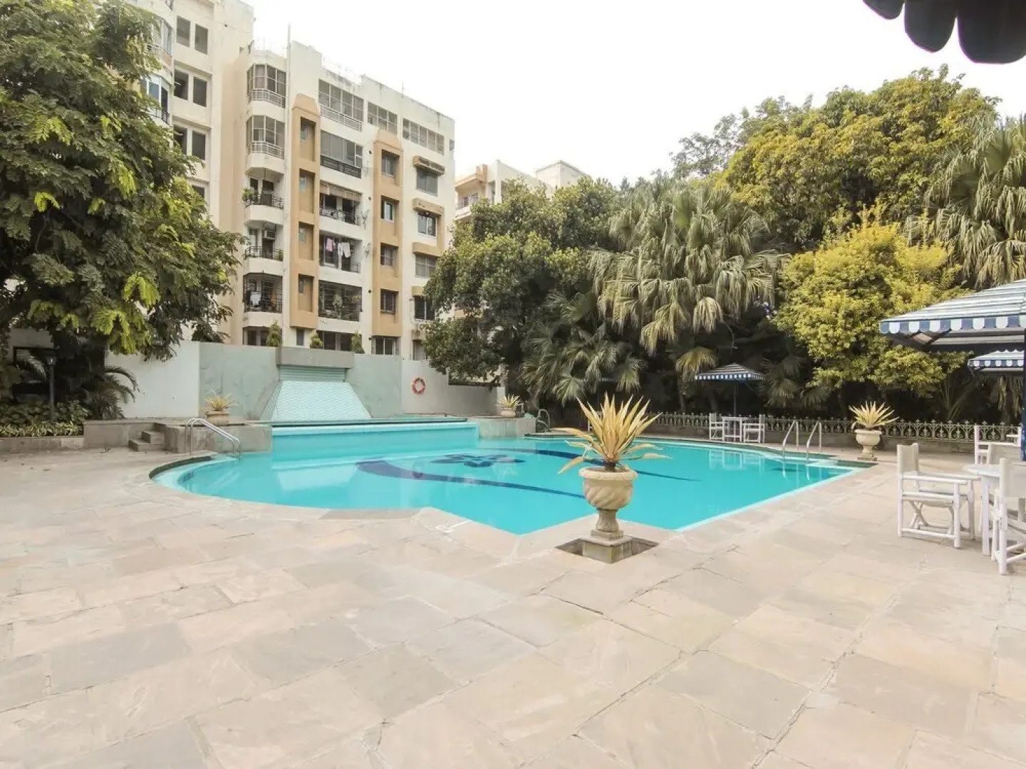 OYO 8771 Hotel Allahabad Regency